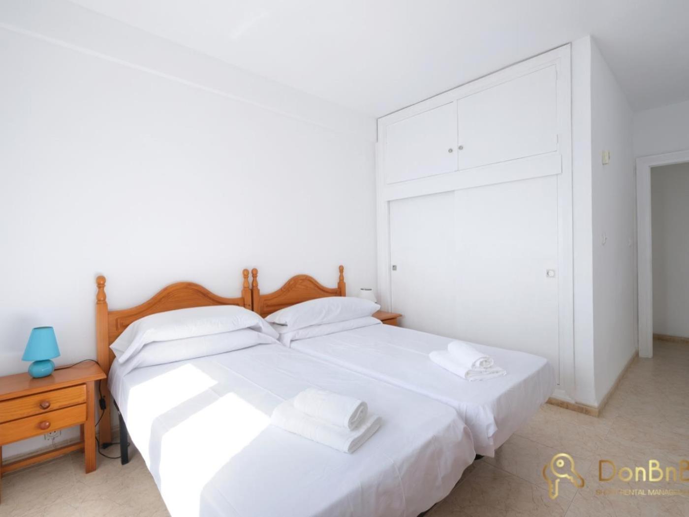 Apartamento Con Piscina En La Primera Linea De Playa De Fuengirola Oda fotoğraf