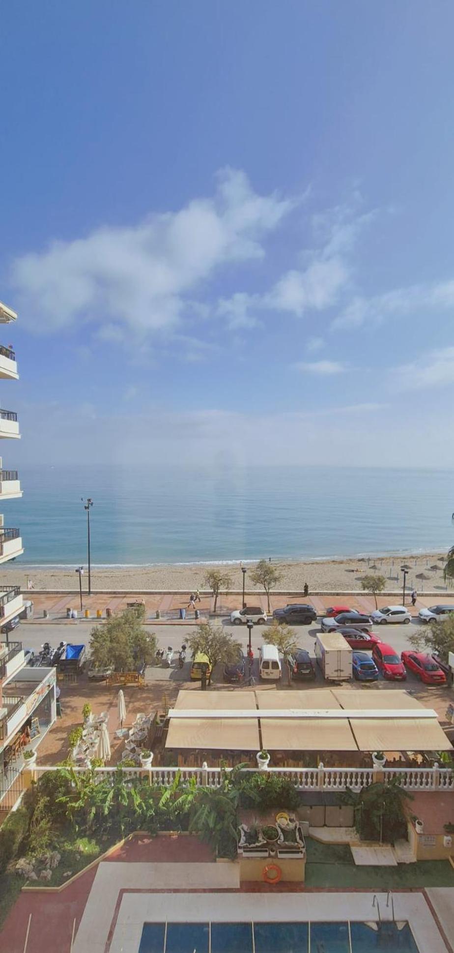 Apartamento Con Piscina En La Primera Linea De Playa De Fuengirola Dış mekan fotoğraf