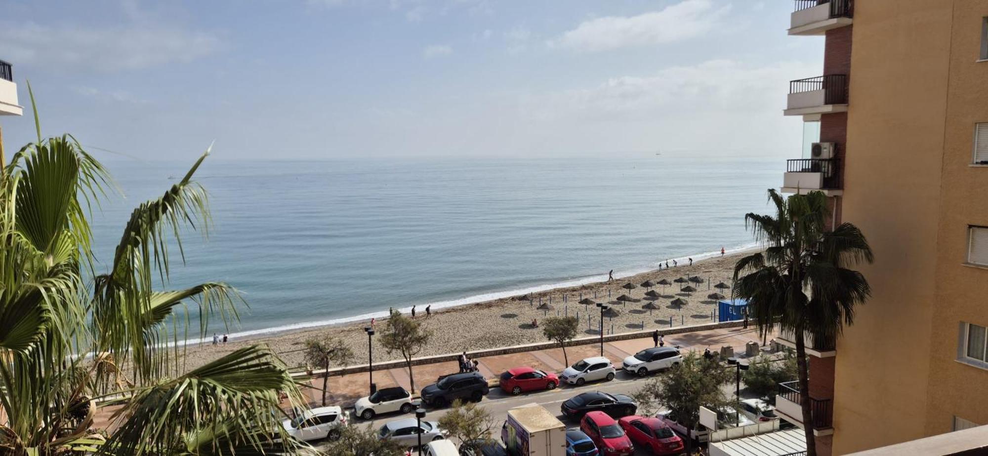 Apartamento Con Piscina En La Primera Linea De Playa De Fuengirola Dış mekan fotoğraf